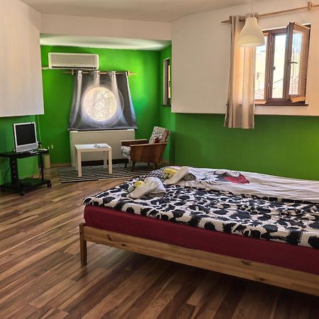 4 Rooms Plovdiv Luaran gambar