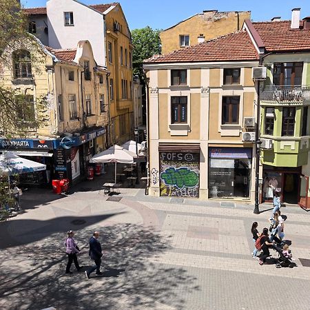 4 Rooms Plovdiv Luaran gambar