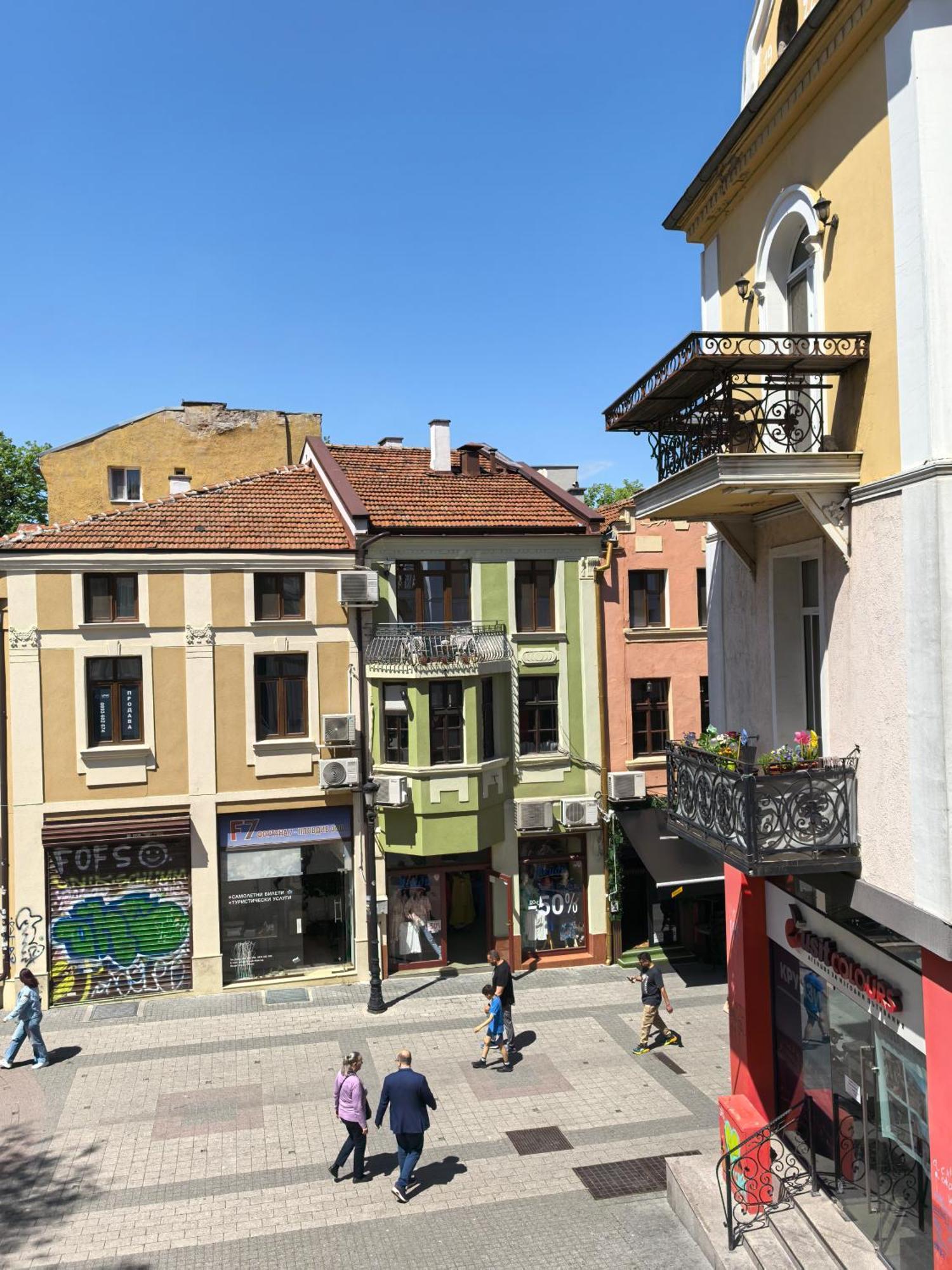 4 Rooms Plovdiv Luaran gambar