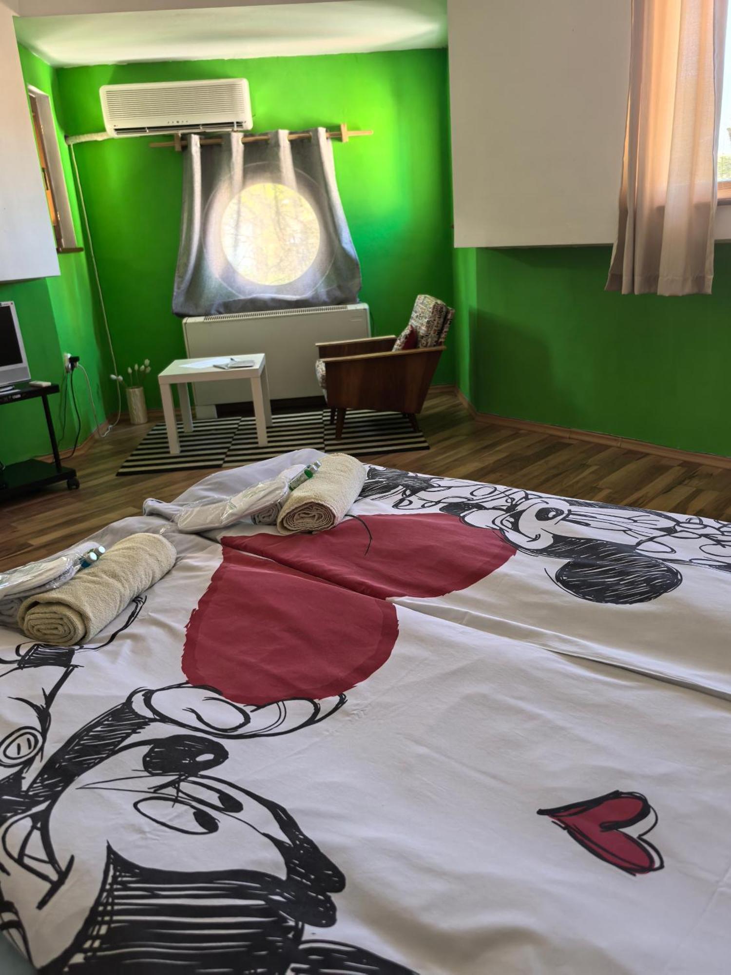 4 Rooms Plovdiv Luaran gambar